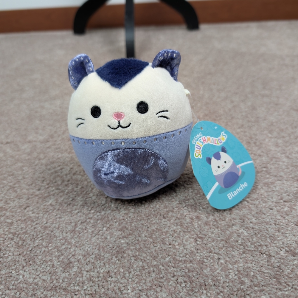 Squishmallows Blanche The Opossum! 💜